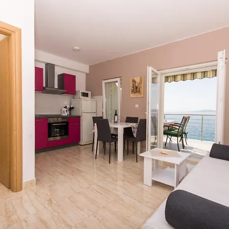 Nikolina * Trogir